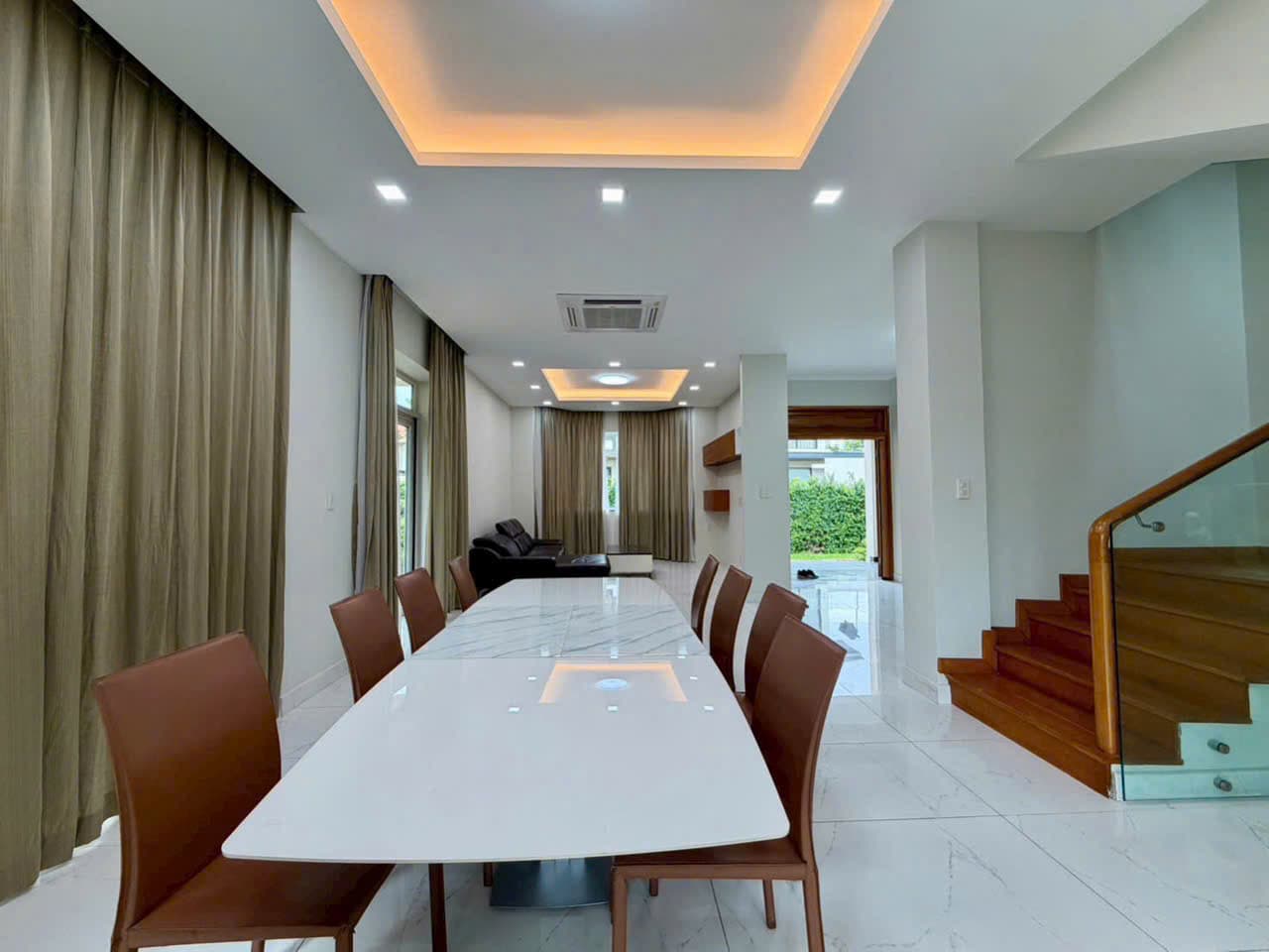 Thuê Biệt Thự Mỹ Thái Phú Mỹ Hưng Cho Chuyên Gia Nước Ngoài — ảnh 2